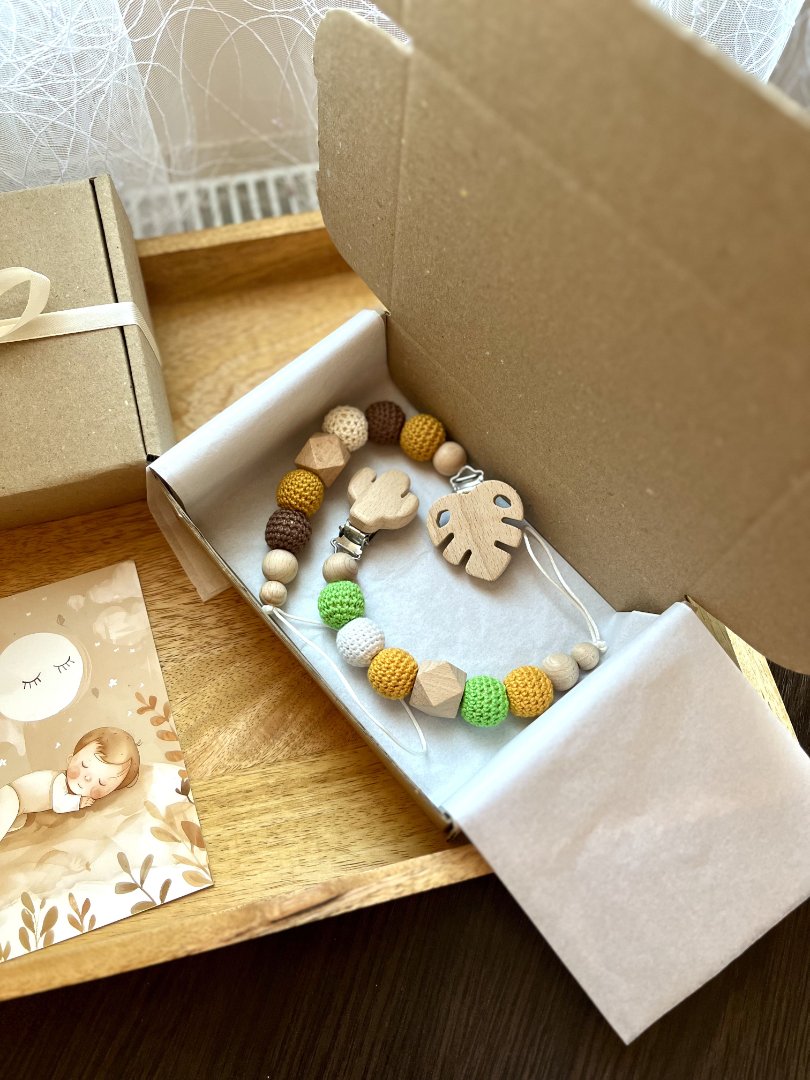 Екобокс для новонародженого "Тримачі для пустушки"